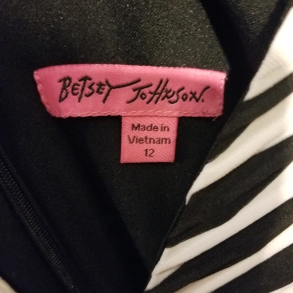 Betsey Johnson Black and White Dress - Picture 2 of 2